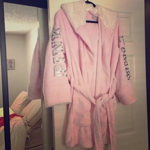 VS PINK Robe